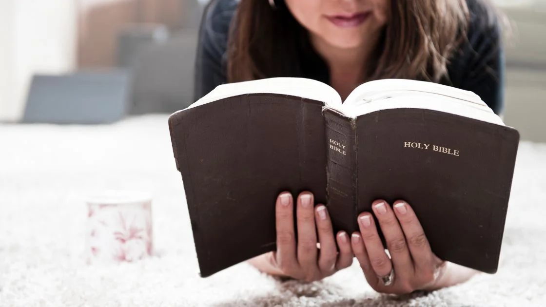 How to Read The Bible for Beginners